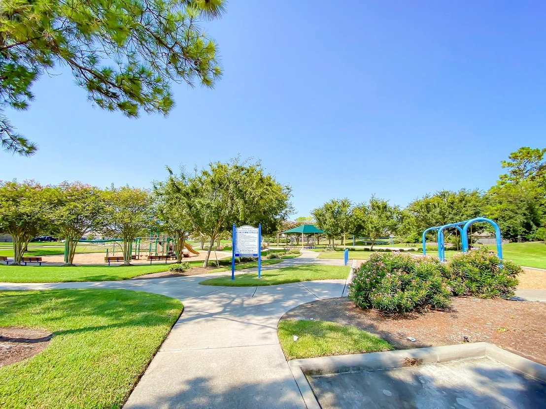 Photo of 501 Reddingwood Lane