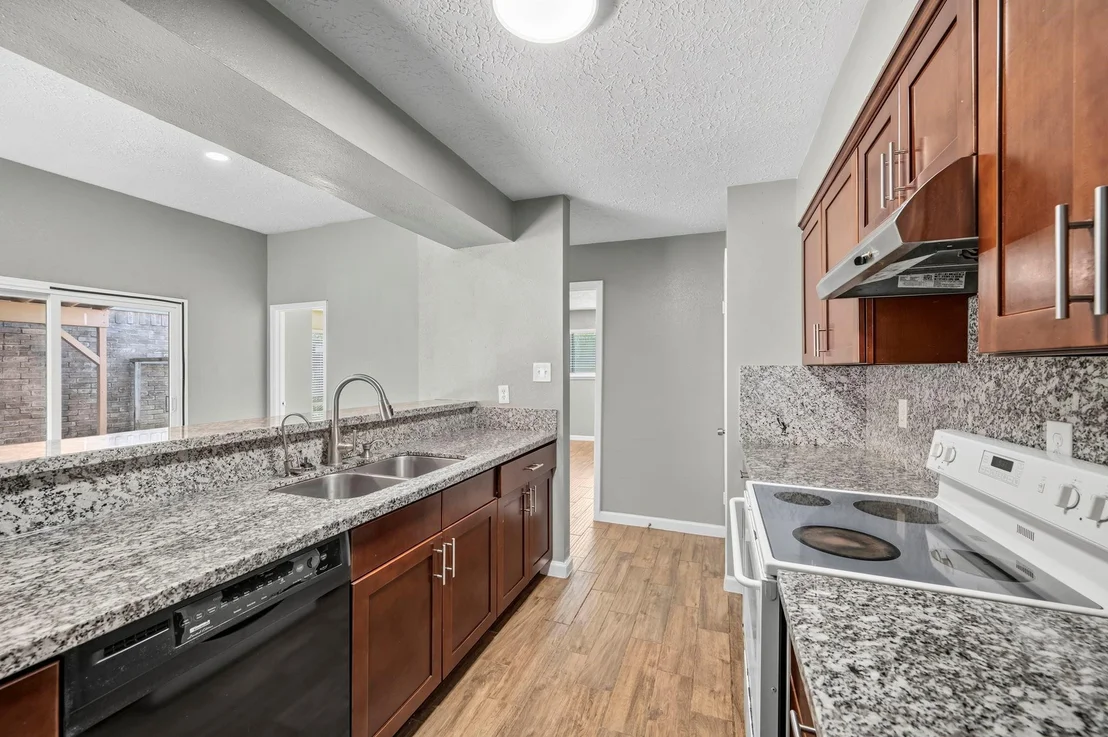 Photo of 16027 Brimfield Drive
