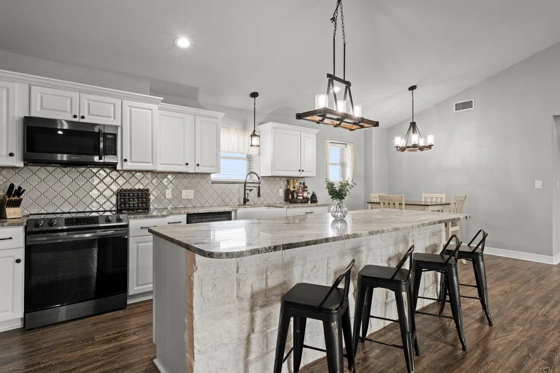 Photo of 1743 Royal Road