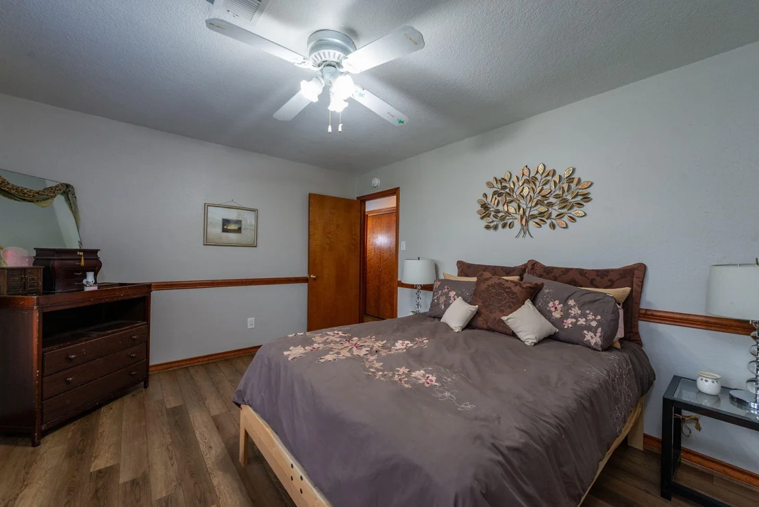 Photo of 330 N 4th Street