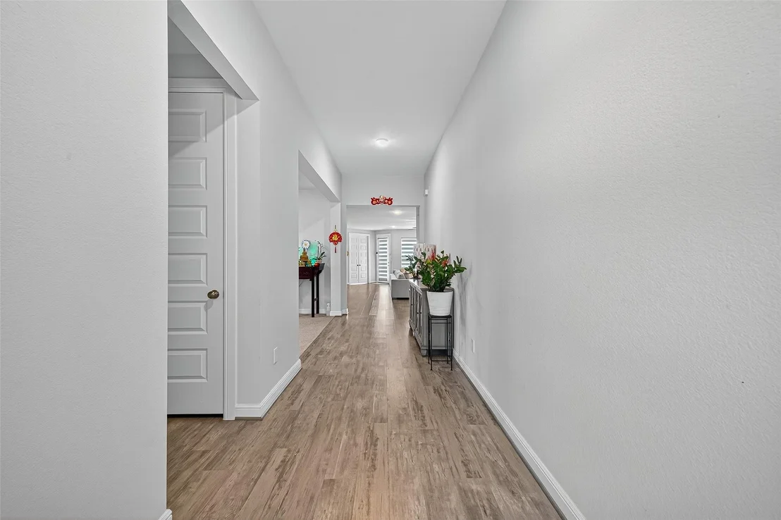 Photo of 8507 Lockridge Valley Trail