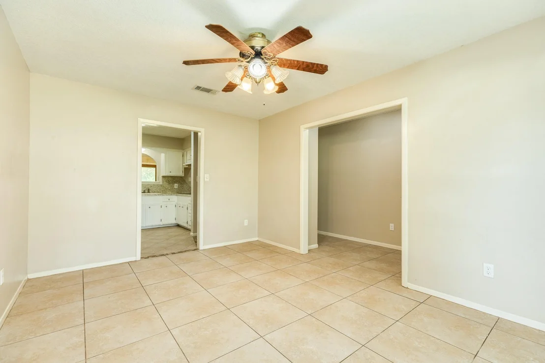 Photo of 232 Wayne Dr