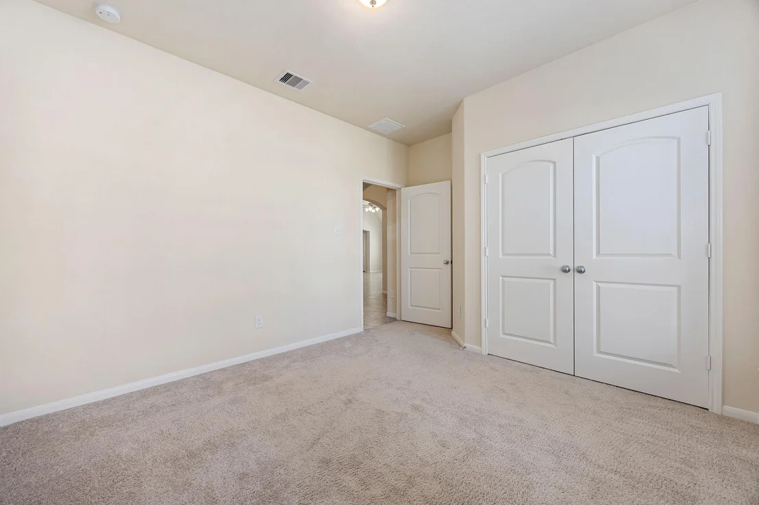 Photo of 523 Bonbrook Lane