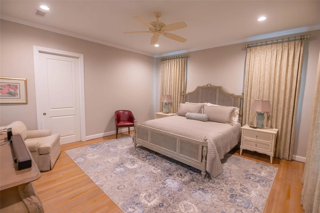 Photo of 10614 Moonlight Drive