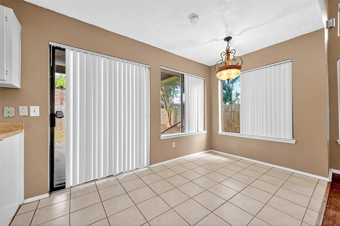 Photo of 6935 Foxbrook Drive
