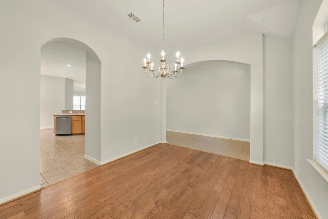 Photo of 25811 Sundrop Meadows Lane