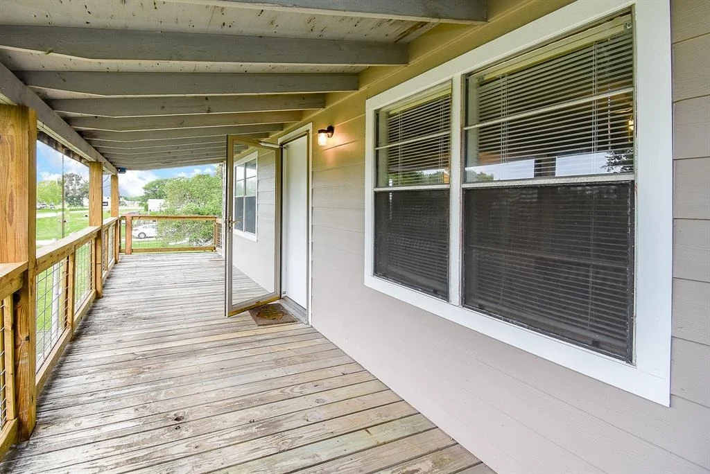 Photo of 1551 Bayview Drive