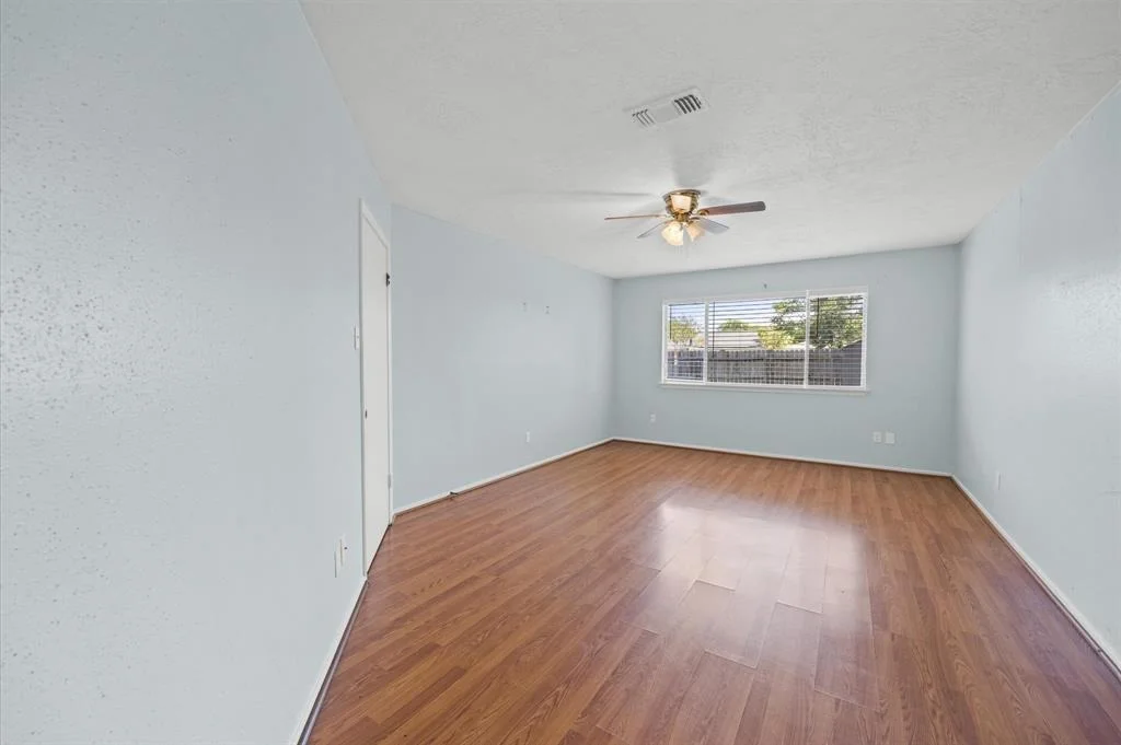 Photo of 20114 Lions Gate Drive