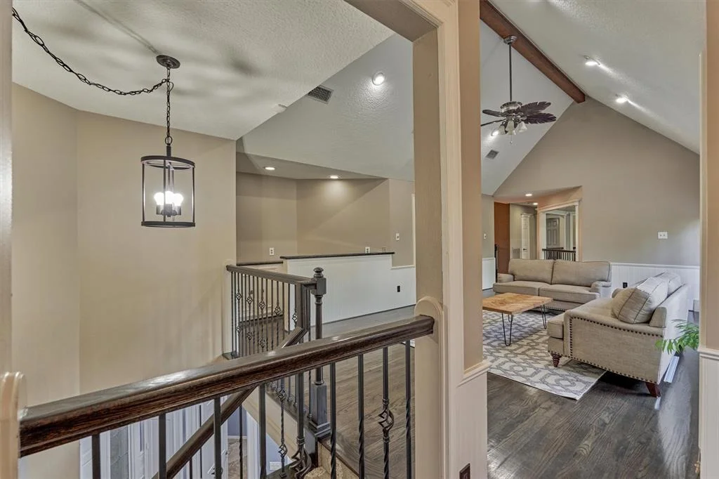 Photo of 24718 Creekview Drive