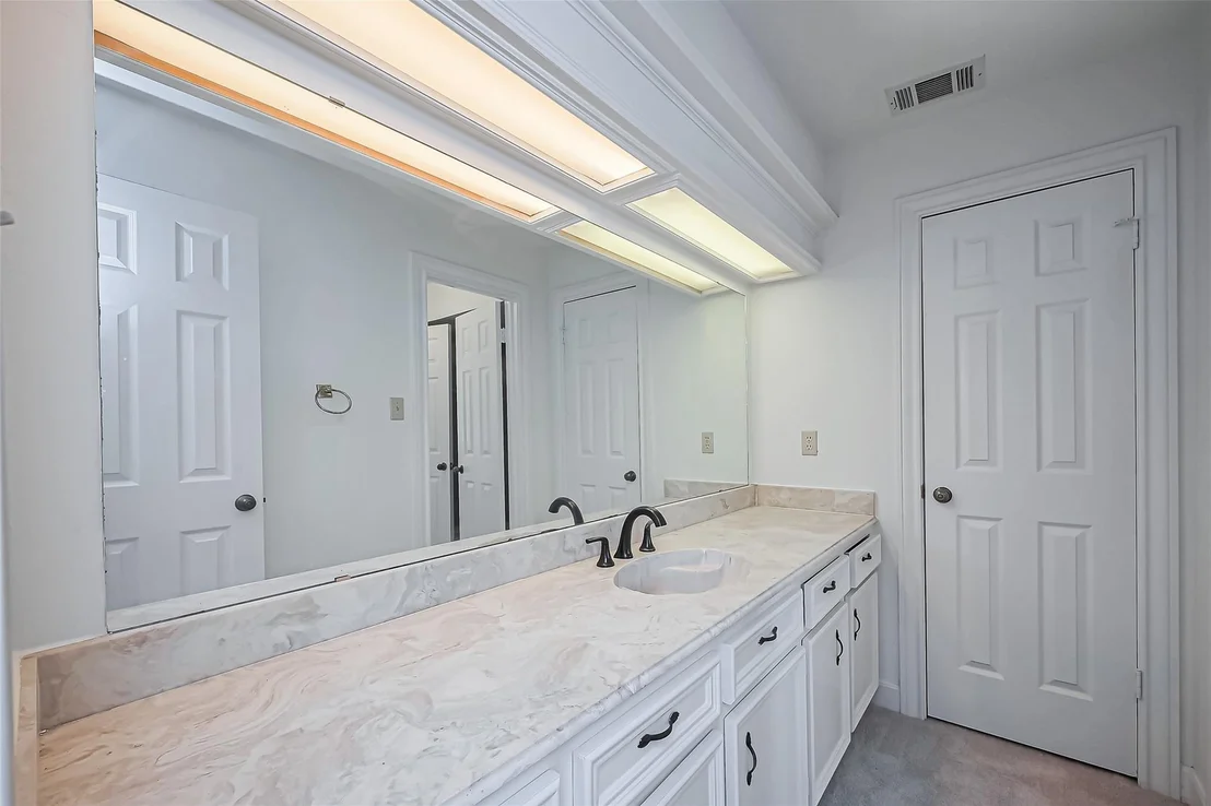 Photo of 18307 Champion Forest Drive
