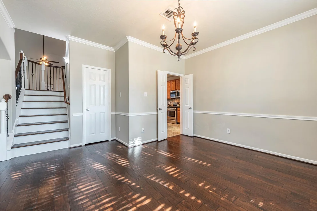 Photo of 216 Willow Pointe Drive
