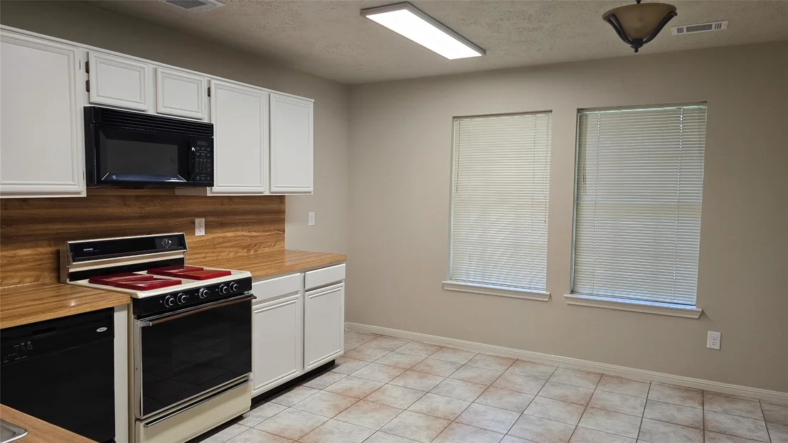 Photo of 11102 Fall Breeze Drive