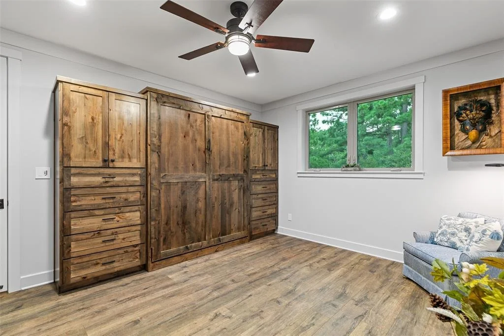 Photo of 815 Valley View Trail