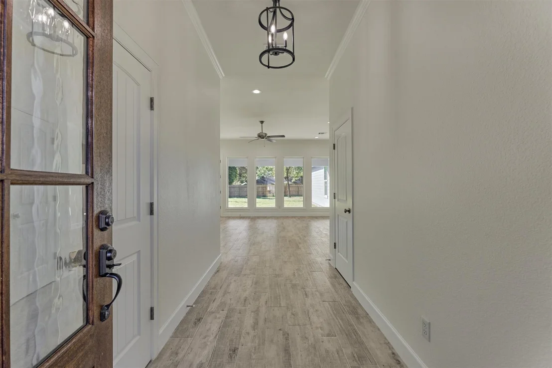 Photo of 1718 Eastvale Drive
