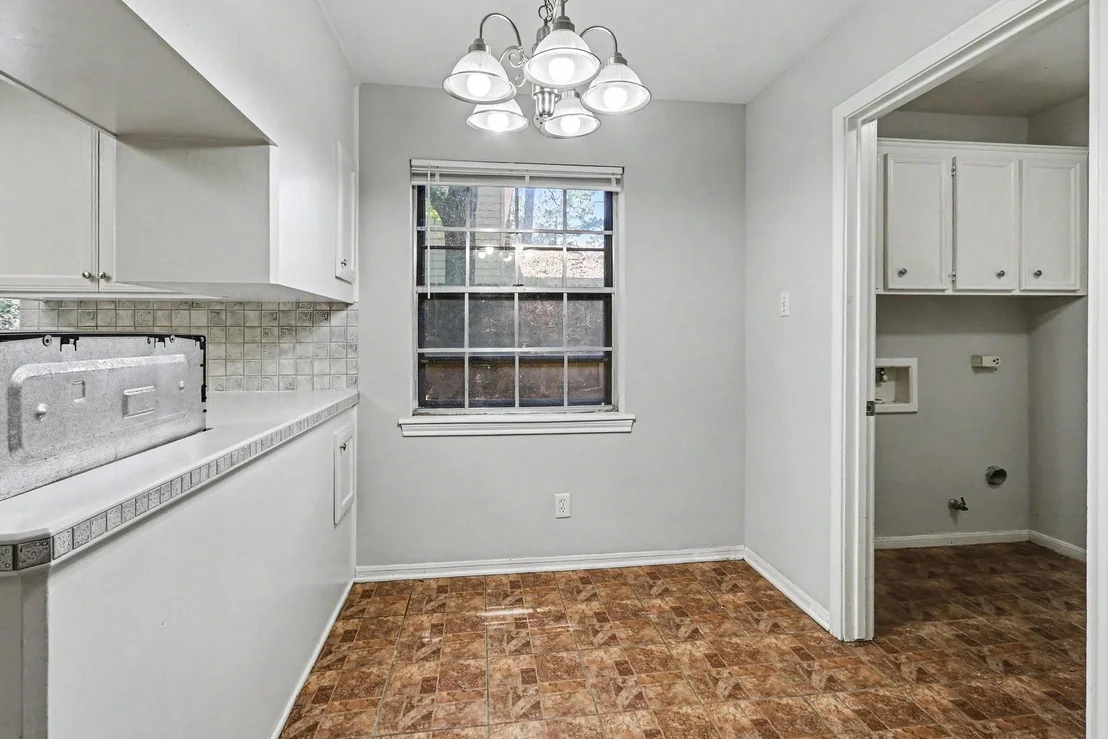 Photo of 5918 Pine Arbor Drive