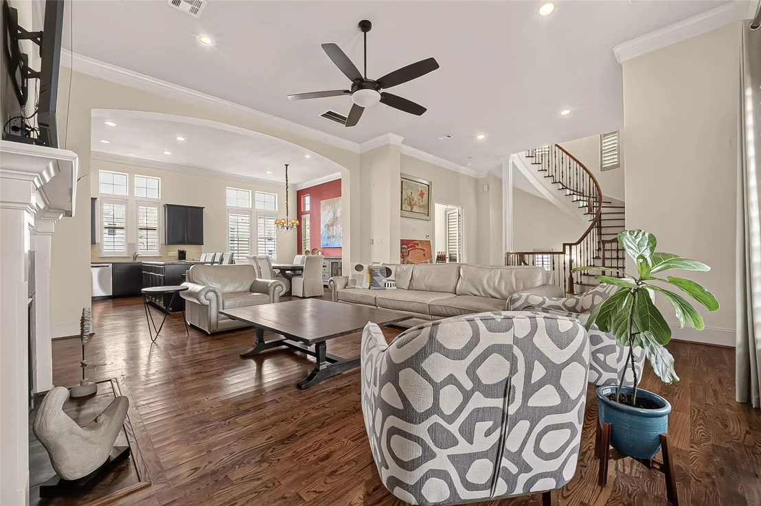 Photo of 10929 Upland Park