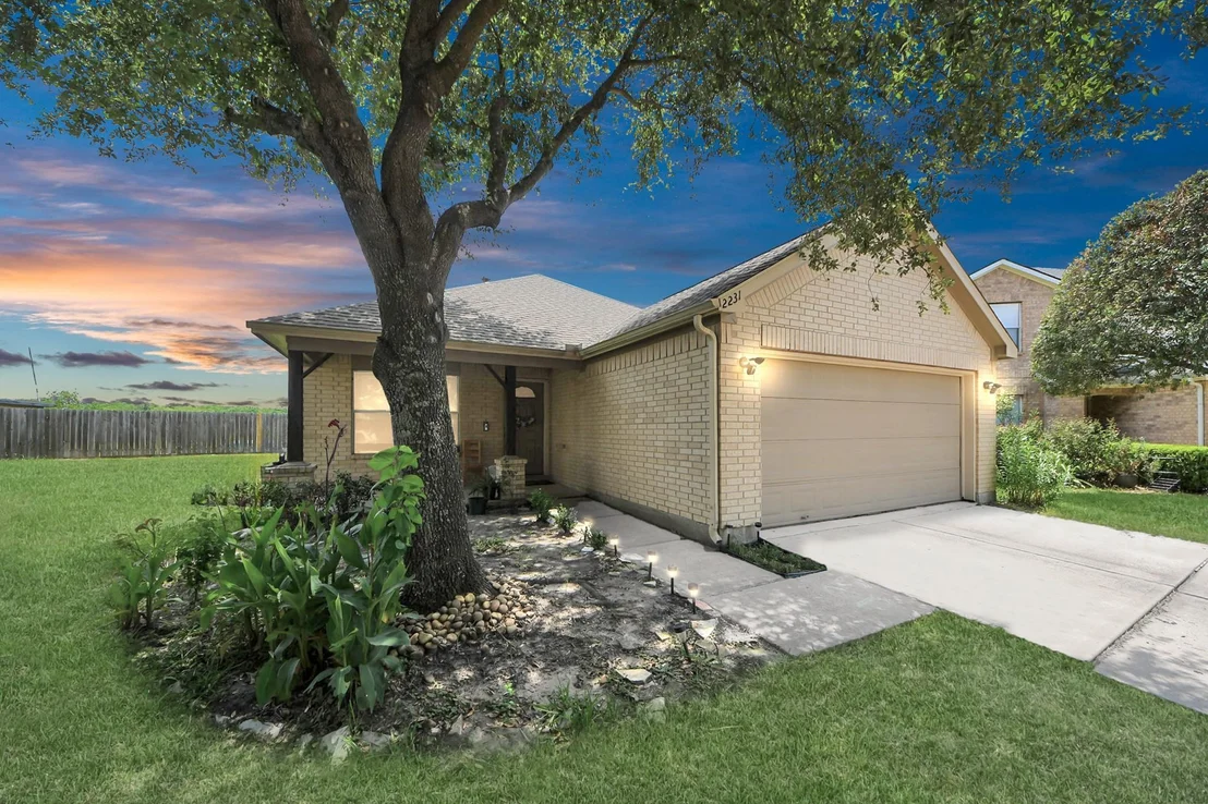 Photo of 2231 Pine Croft Drive
