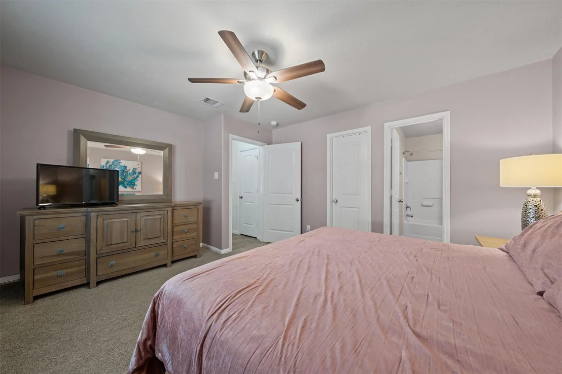 Photo of 260 Kellyn Court