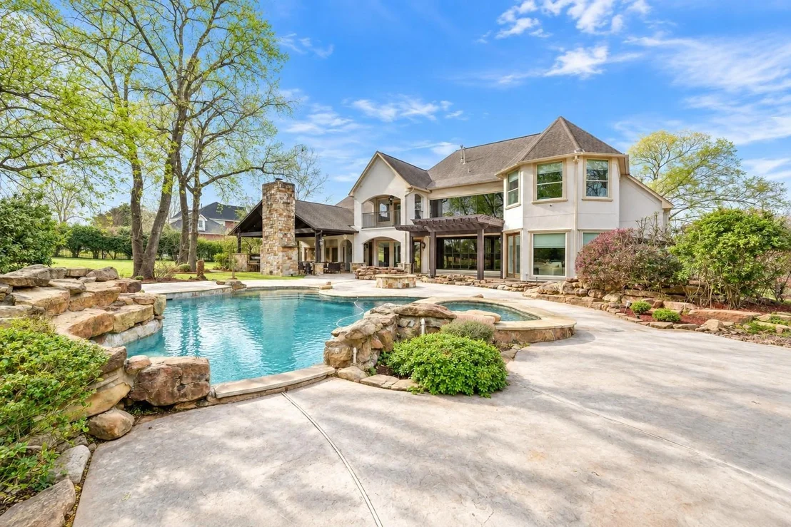 Photo of 50 Lake Estates Drive