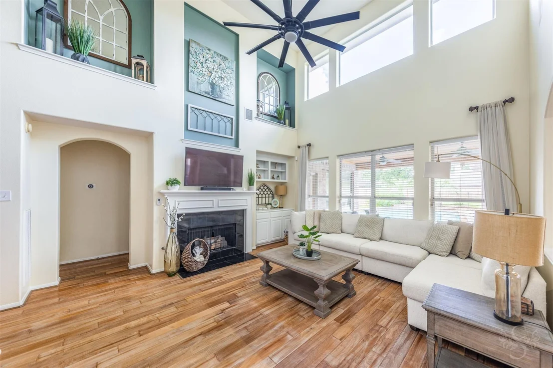 Photo of 1206 Paralee Drive