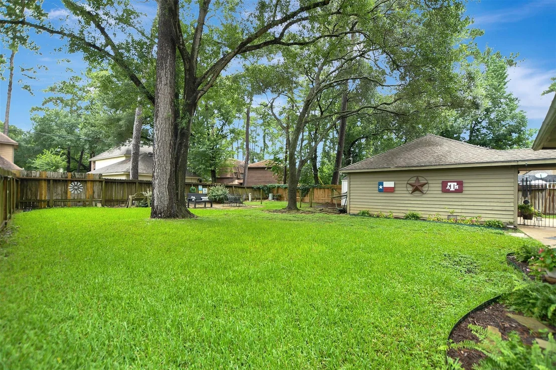 Photo of 15611 Birchview Drive