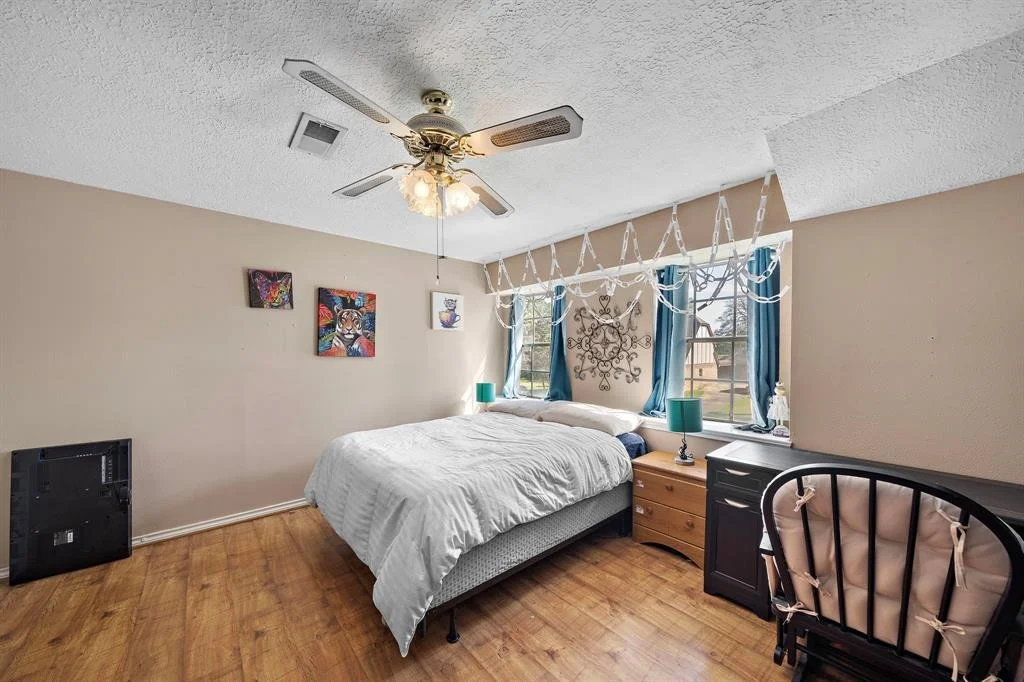 Photo of 22322 Bucktrout Lane