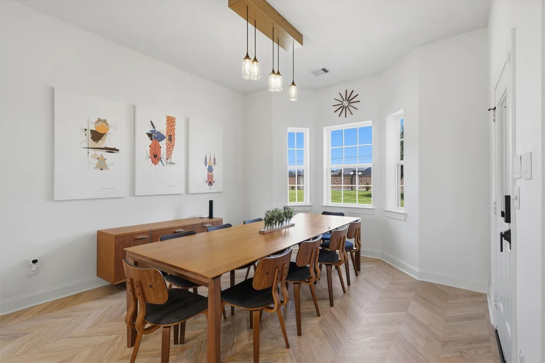 Photo of 8518 Lofty Pines