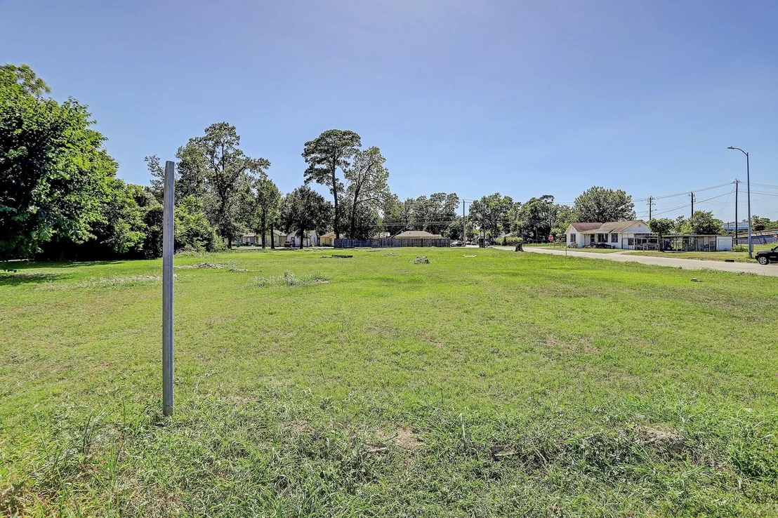 Photo of 1410 Bragg Street