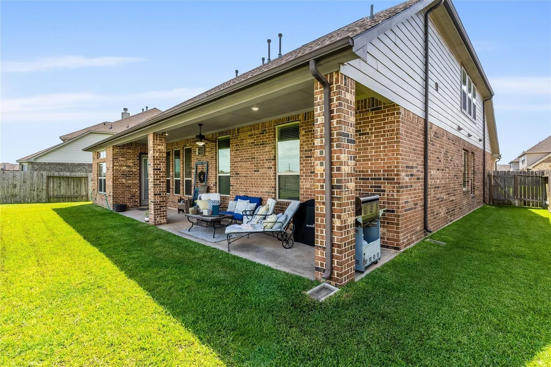 Photo of 2031 Hampton Breeze Lane