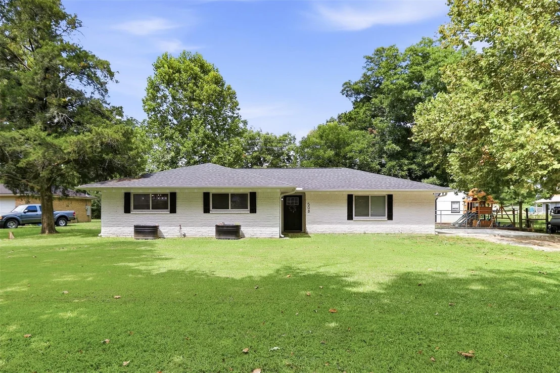 Photo of 508 Bobcat Lane Lane