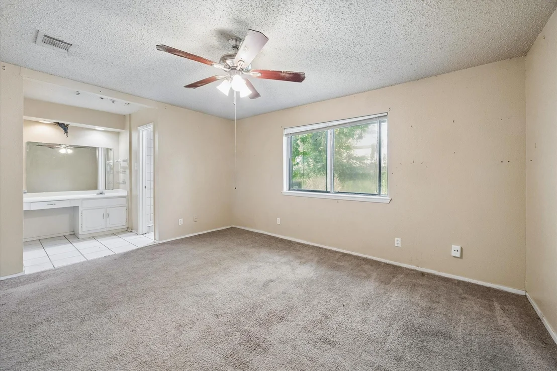Photo of 23423 Canyon Lake Drive