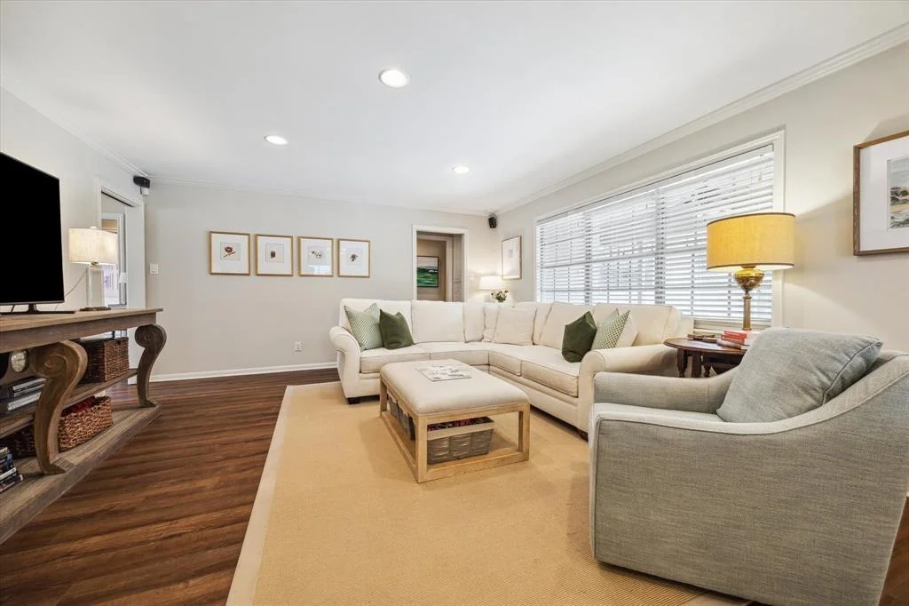 Photo of 2910 Ann Arbor Drive