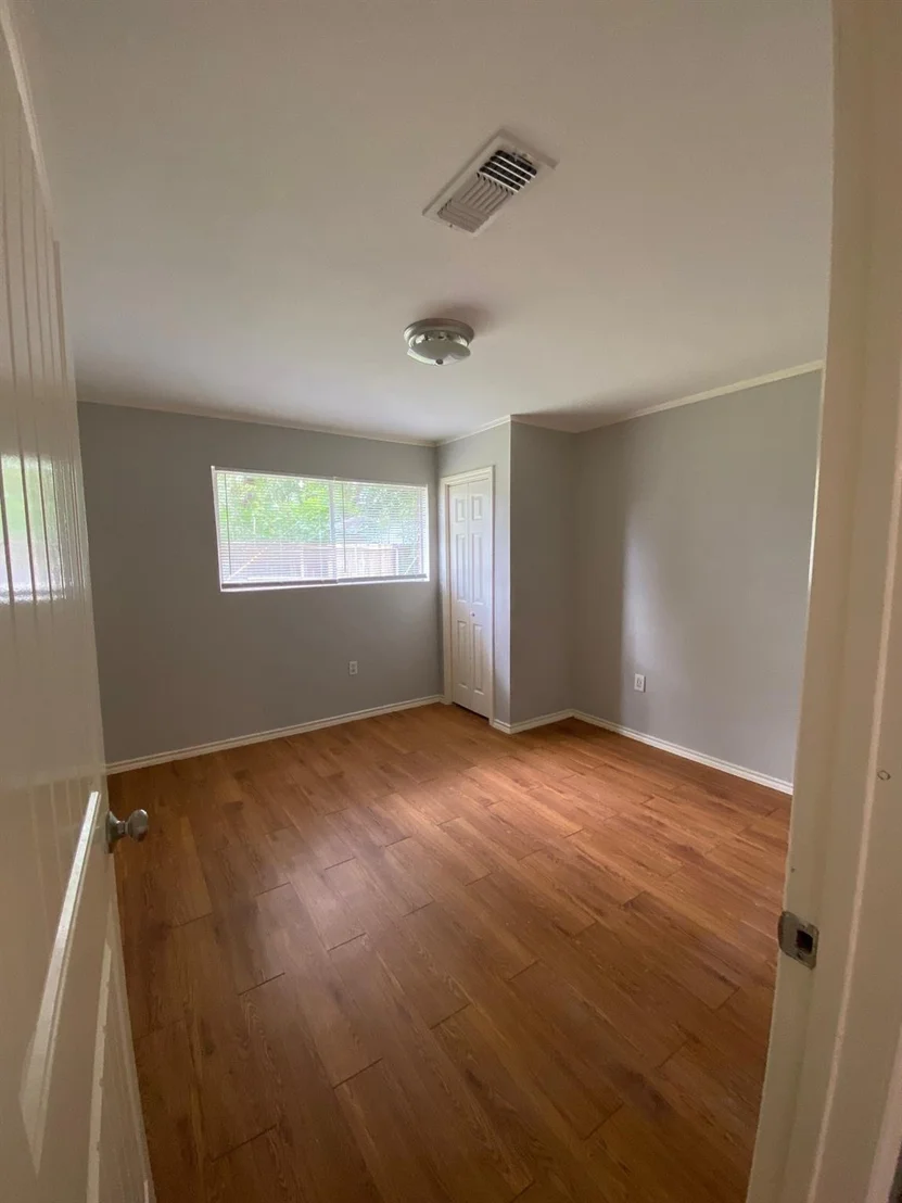 Photo of 1809 W 8th Street