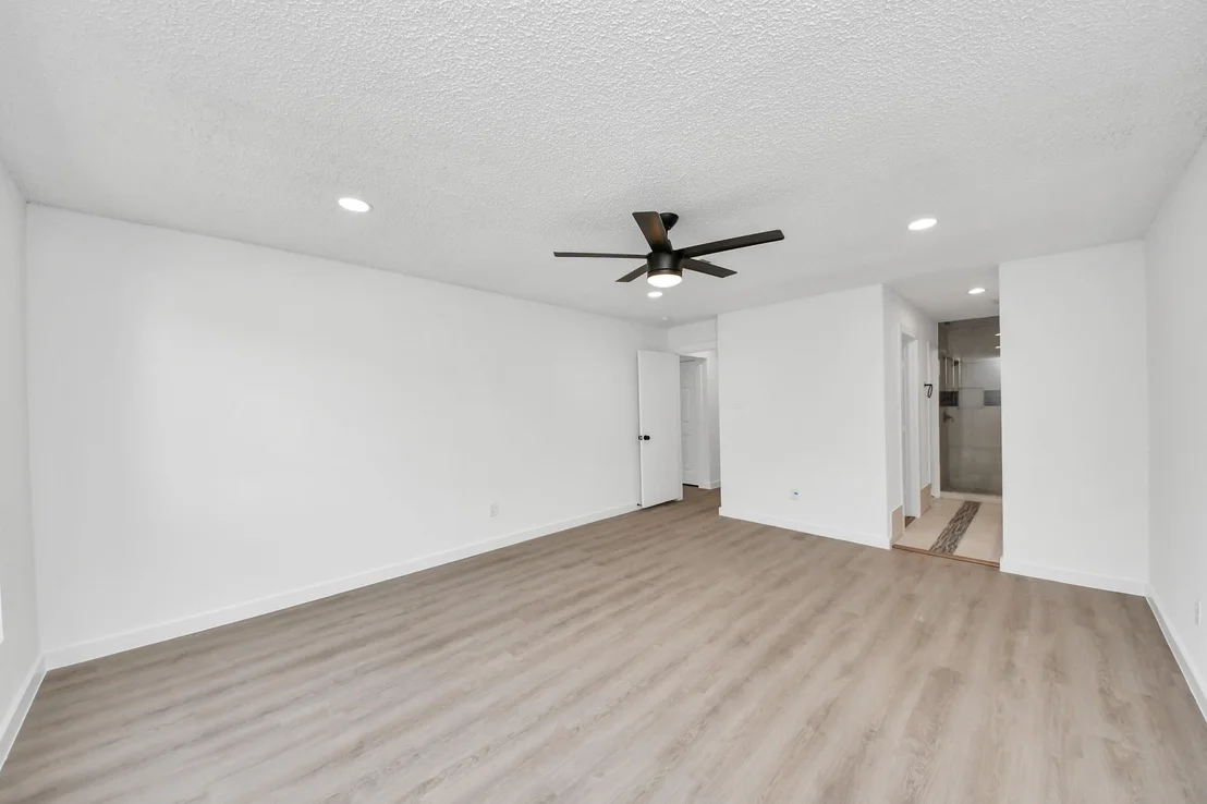 Photo of 2911 Meadowgrass Lane