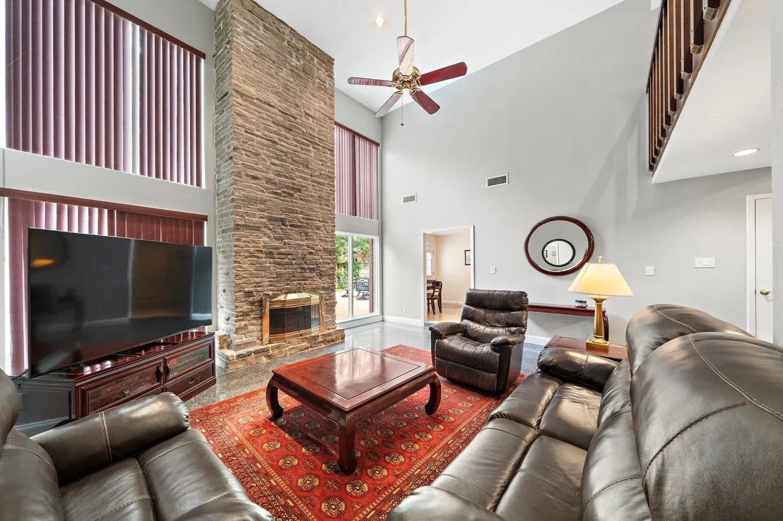Photo of 1019 Ridgeley Drive