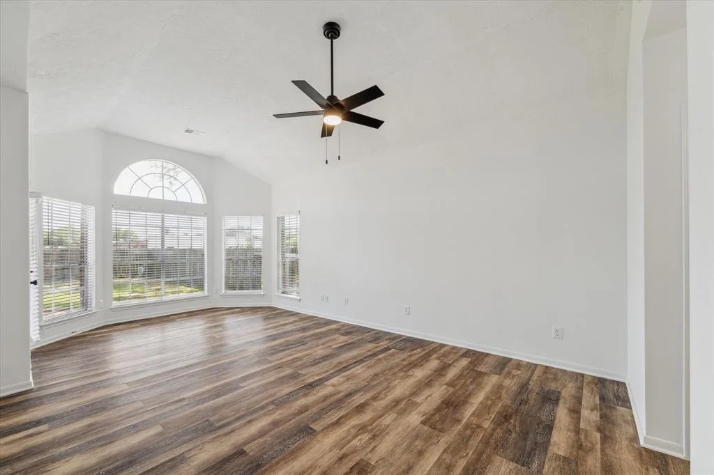 Photo of 30010 Nanton Drive