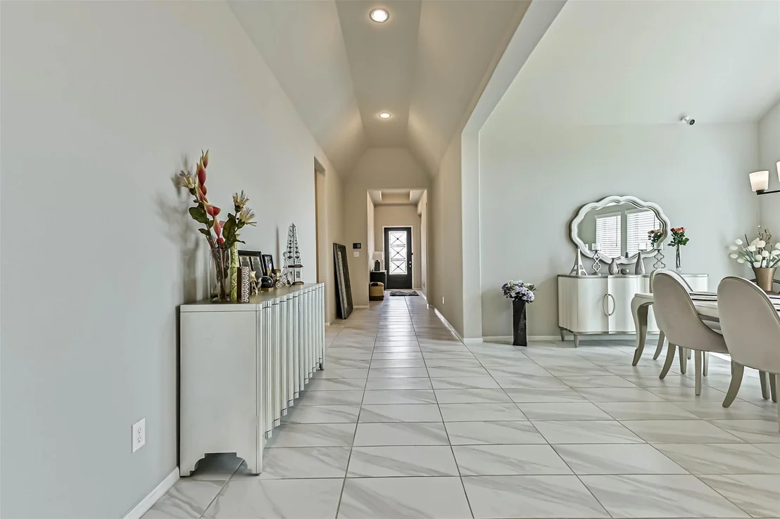 Photo of 5138 Walnut Grove Lane