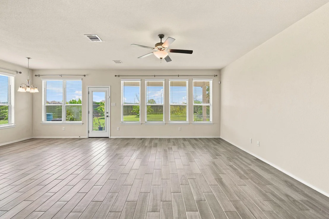 Photo of 693 Forest Bend Lane