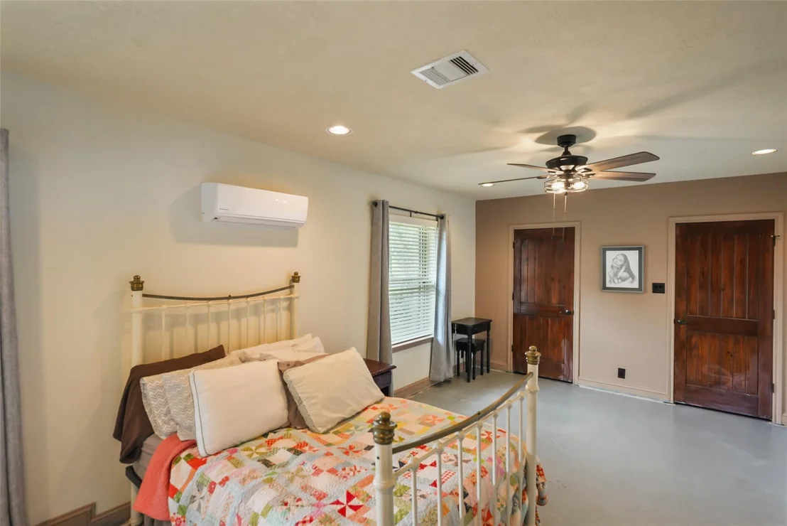 Photo of 34366 Owens Road