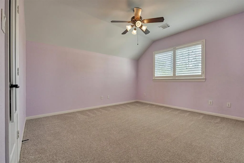 Photo of 18 N Fair Manor Circle