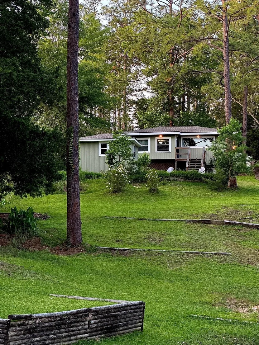 Photo of 129 Cherry Lane