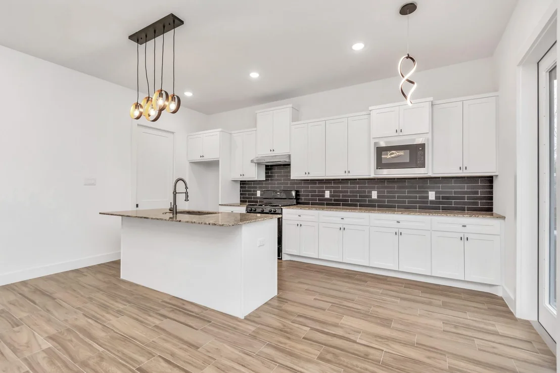 Photo of 5616 Savyon Drive