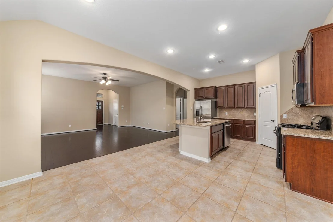 Photo of 15 Butternut Grove Place