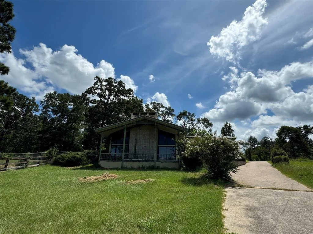Photo of 2859 Highway 59
