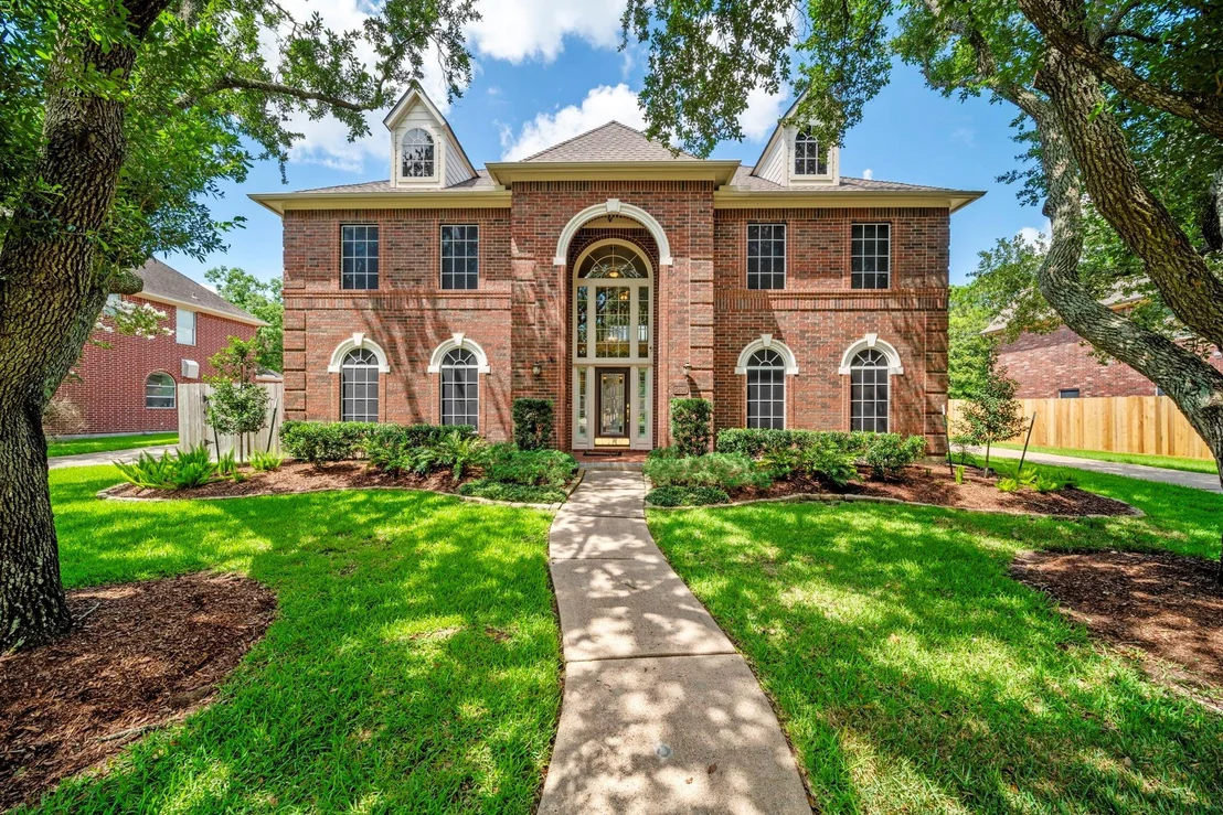 Photo of 1808 Brookside Drive