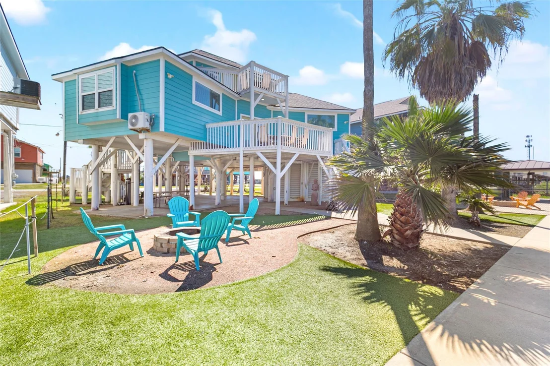 Photo of 319 Pompano Lane