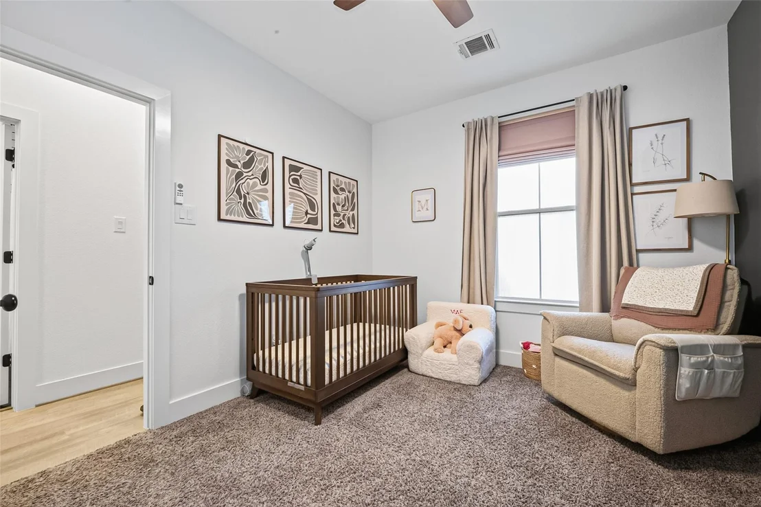 Photo of 10372 Fairview Drive