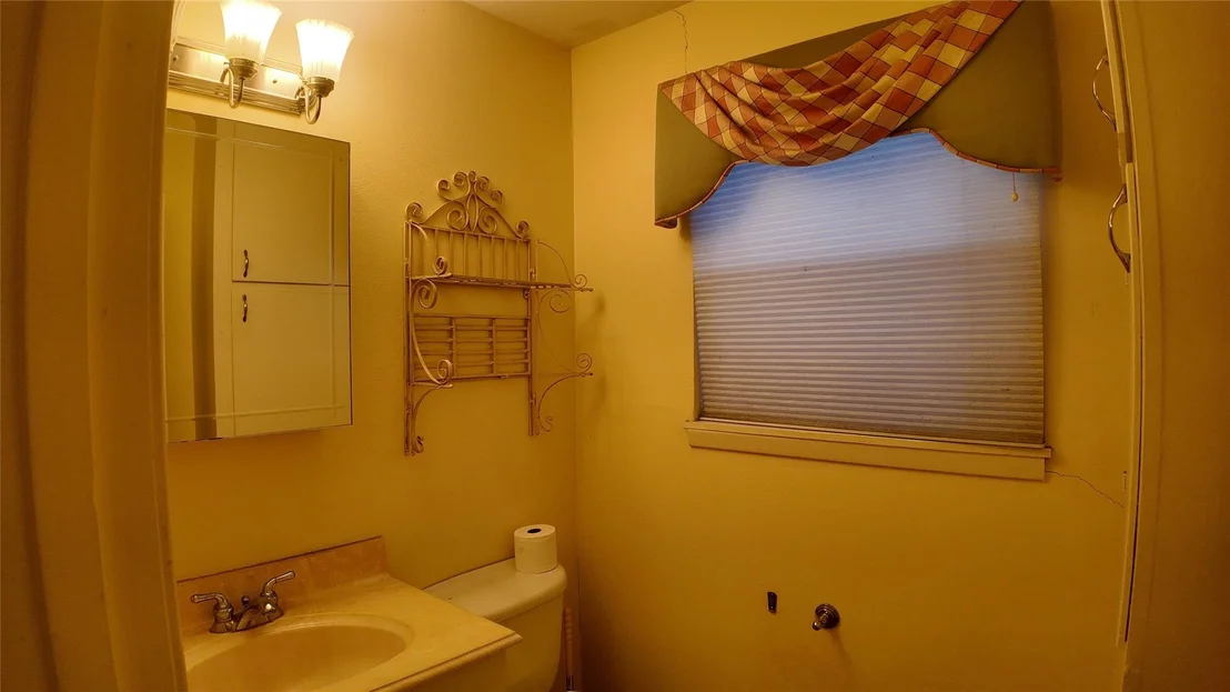 Photo of 11003 Renwick Drive