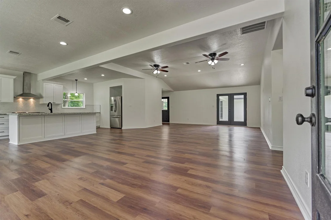 Photo of 283 Eastwood Drive