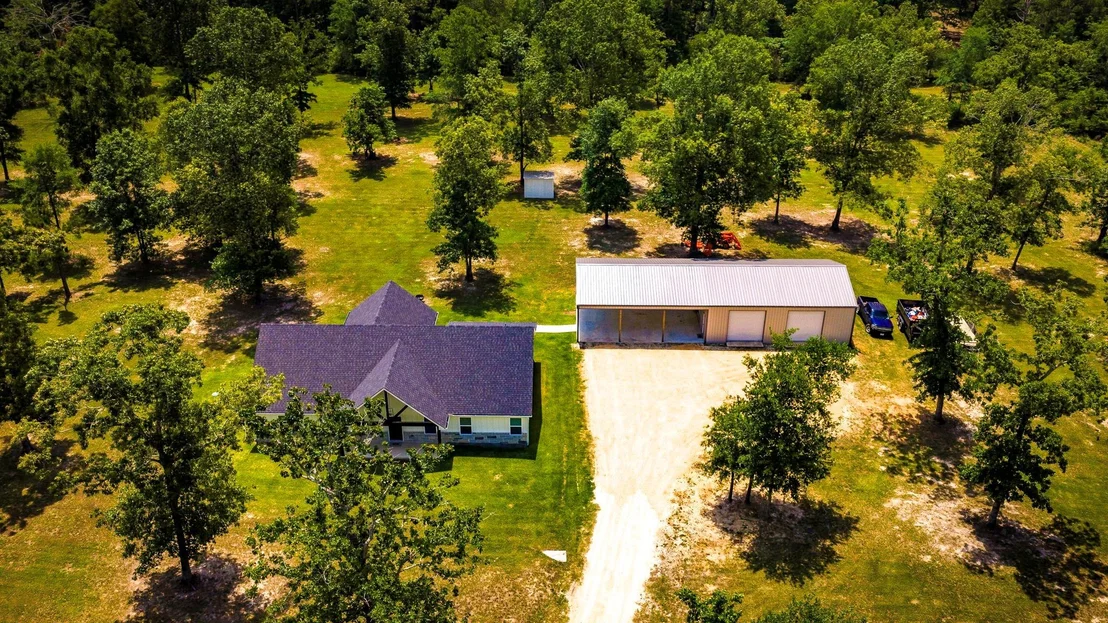 Photo of 950 Brushy Creek Drive